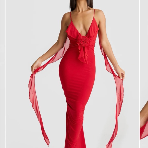 Melanie the label red maxi dress - Picture 2 of 6